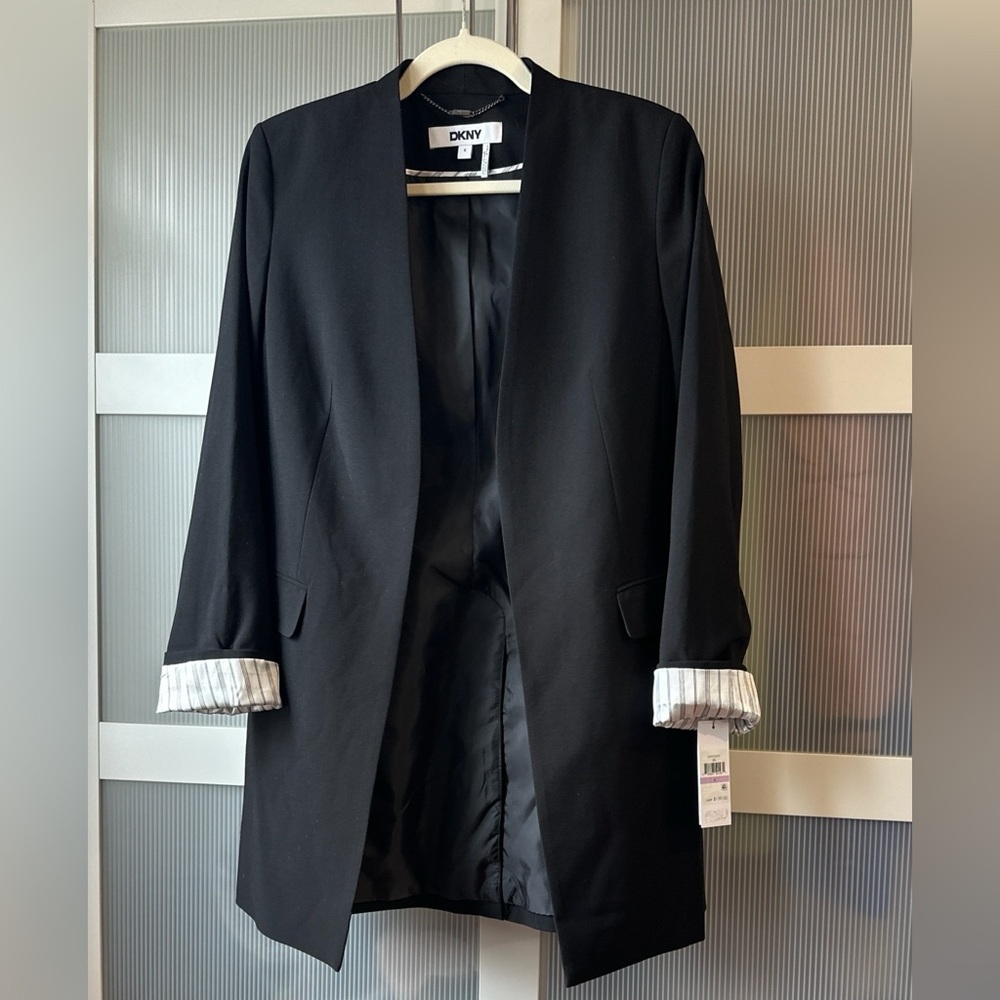 DKNY Women’s Black Blazer Jacket NWT Size 6 Open Front Longline